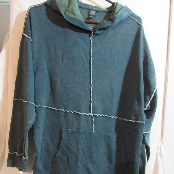 WILD FABLE SIZE M WOMEN S HOODIE (JUNIOR SIZE) GREEN DISTRESSED LOOK NEW - Picture 1 of 6